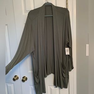 NWT Torrid Super Soft Knits Sweater, Green, 4